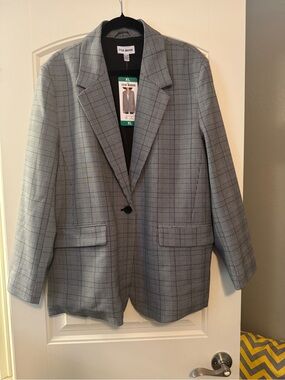 Steve Madden Black and Gray Plaid Blazer XL, NWT